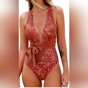 Cupshe One-Piece Swimsuit L